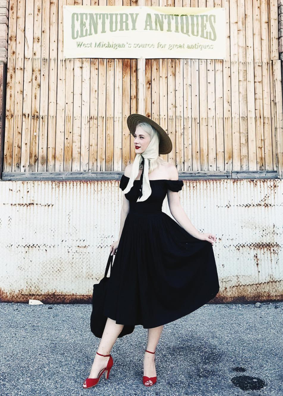 gathered dress with flared skirt Women's Black Gathered dress with flared skirt