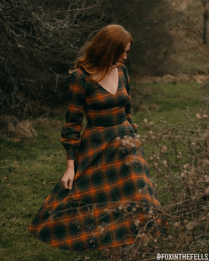 Choose a fabric: Donna Dress